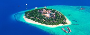 12 Best Resorts in the Maldives