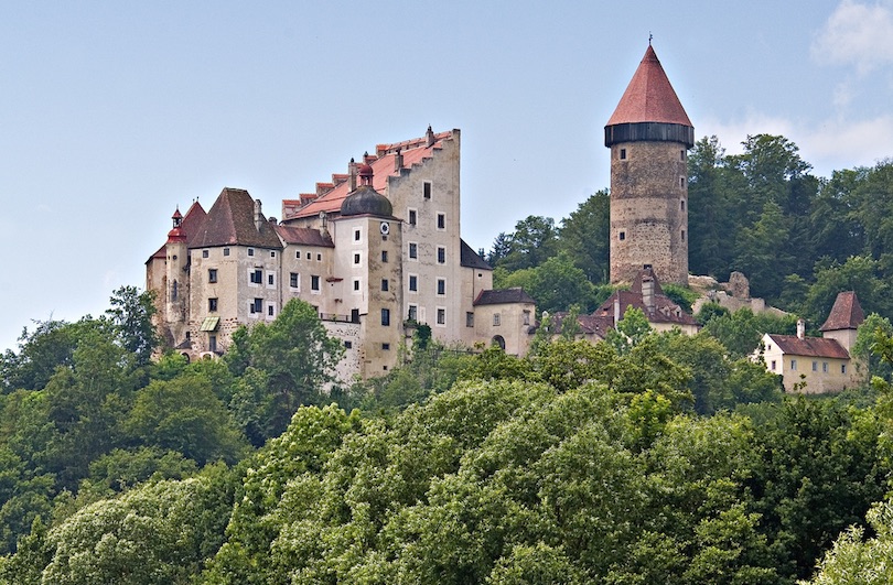 Burg Clam